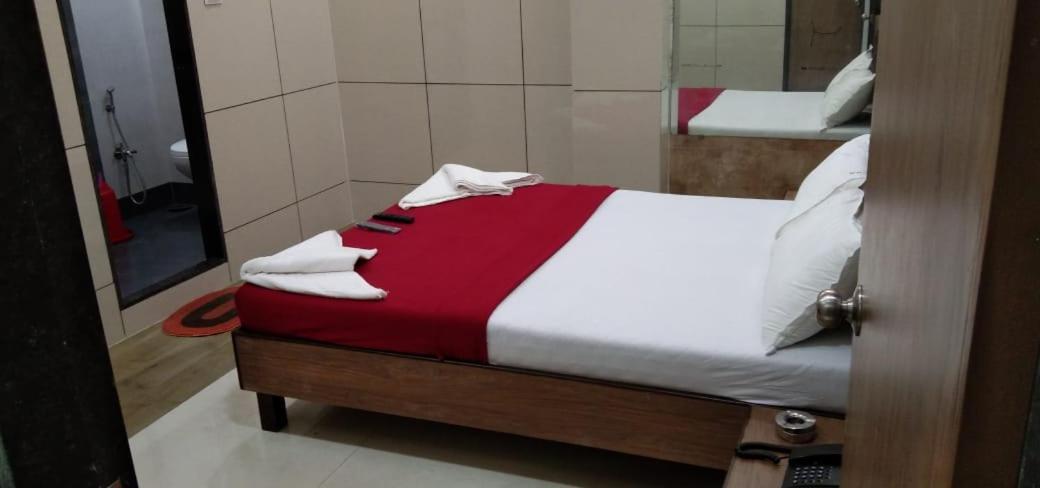 מומביי Hotel Royal Residency מראה חיצוני תמונה